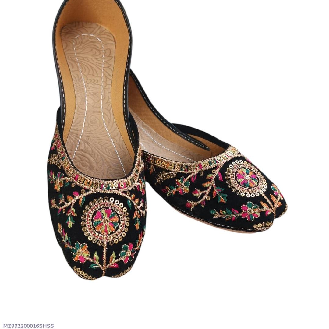 Women Velvet Khussa with Gold Thread Work