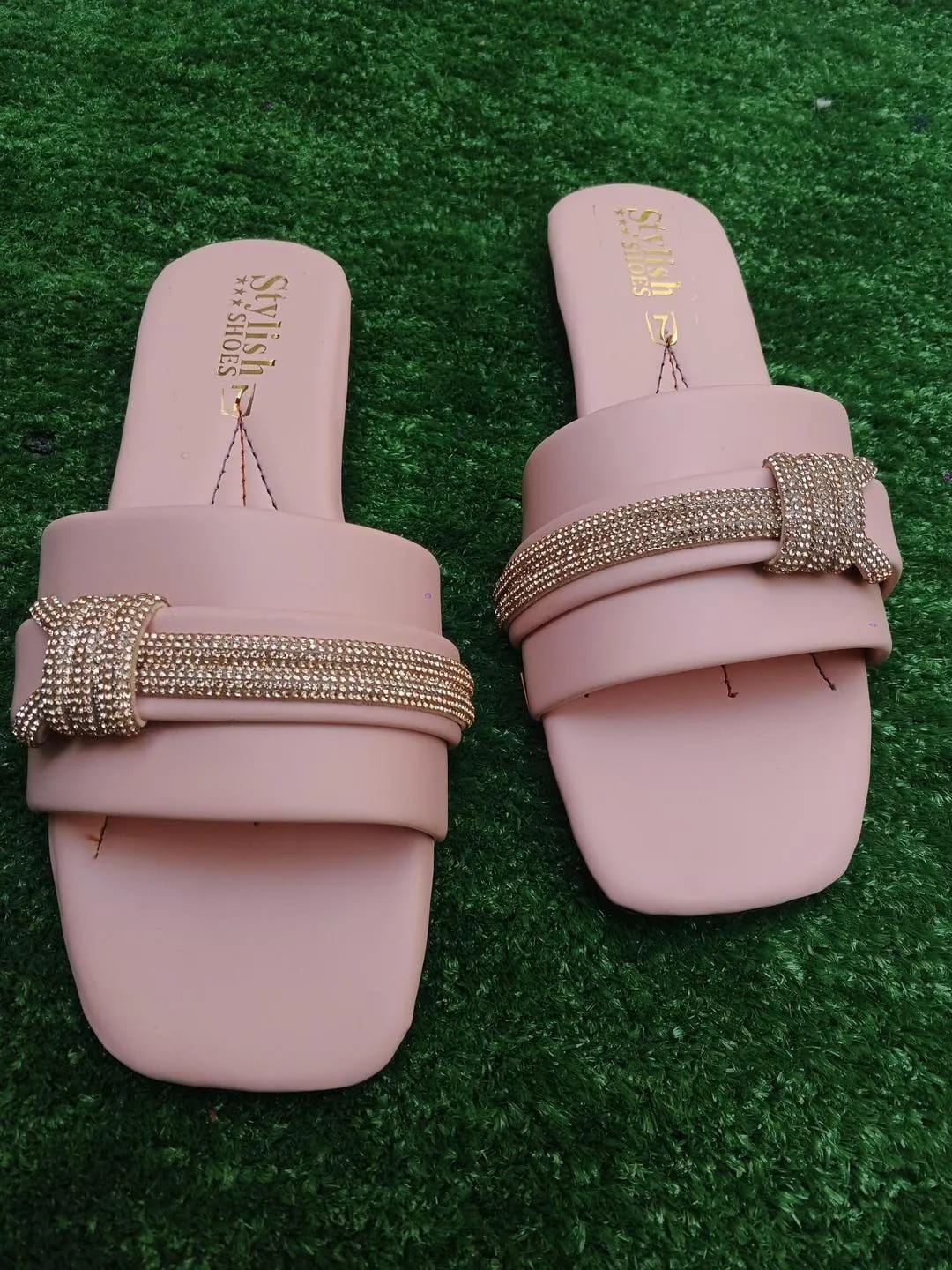 Pink Rhinestone Women's Flip Flops Size 6-10