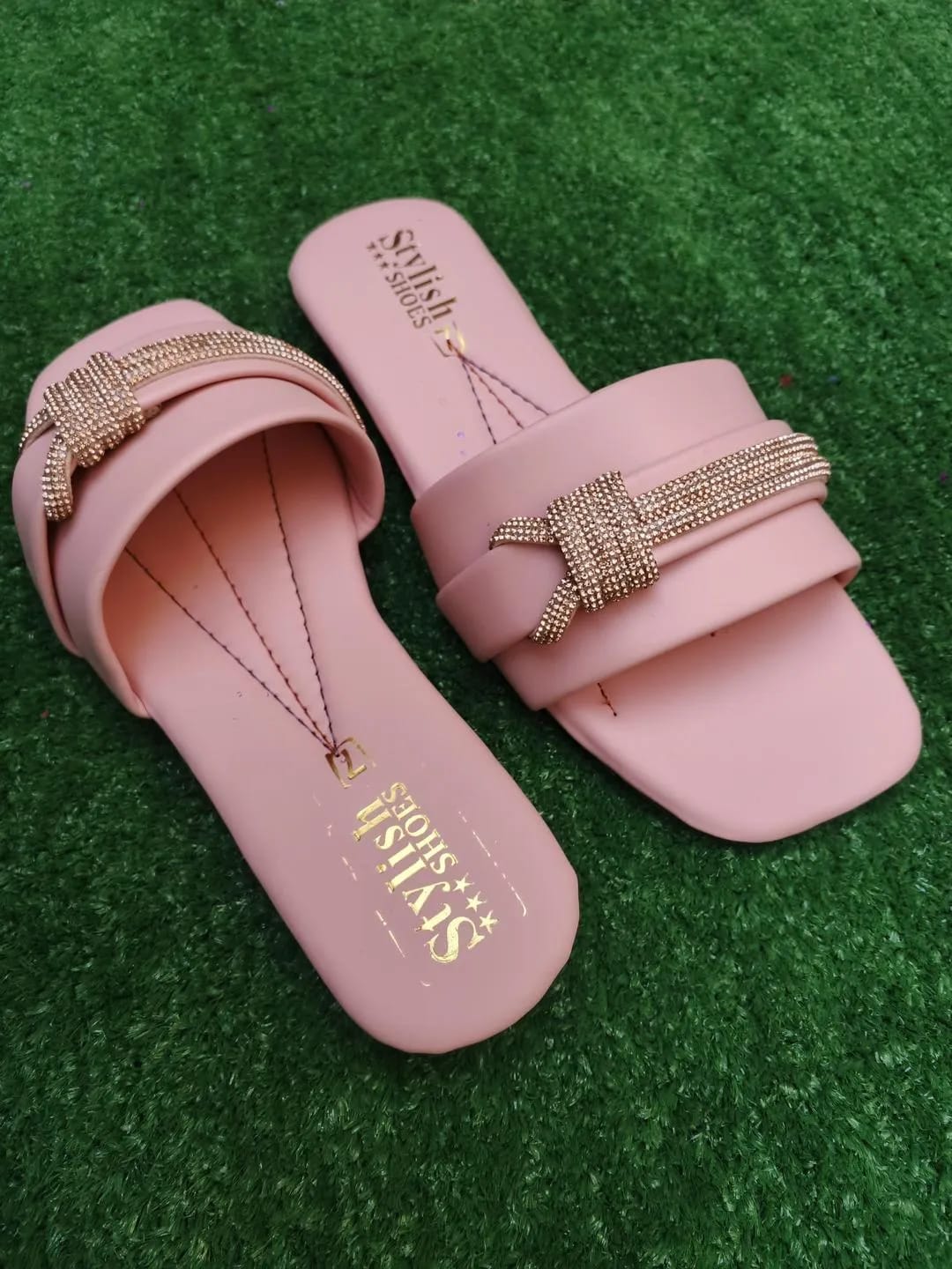 Pink Rhinestone Women's Flip Flops Size 6-10
